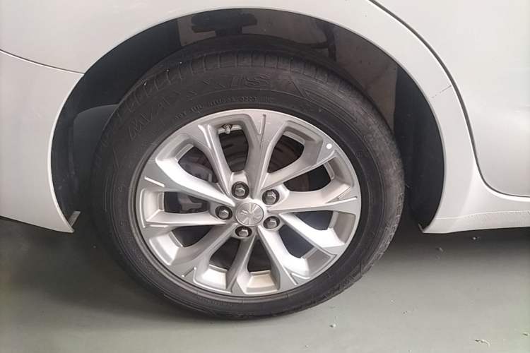 Used Chevrolet Monza 2023 1.5L Dual-Clutch Enjoyment Edition Right Rear Wheel Hub