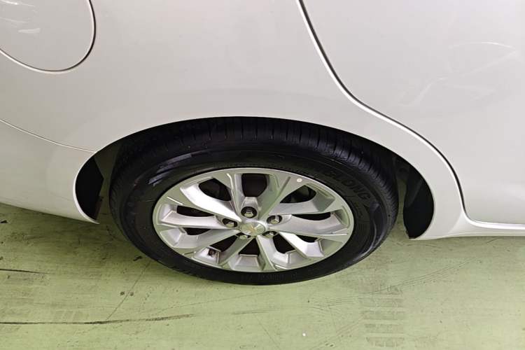 Used Chevrolet Monza 2023 1.5L Dual-Clutch Enjoyment Edition Right Rear Wheel Hub