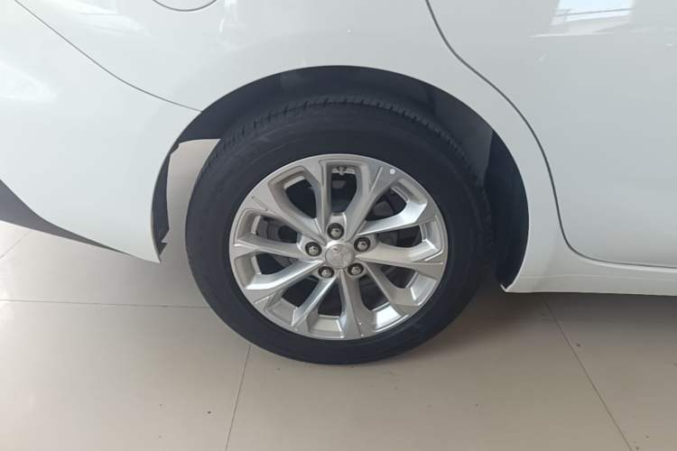 Used Chevrolet Monza 2023 1.5L Dual-Clutch Enjoyment Edition Right Rear Wheel Hub