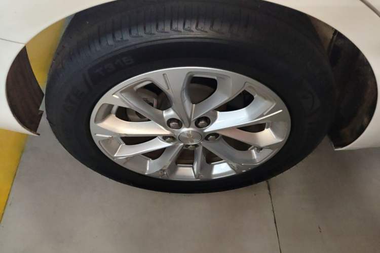 Used Chevrolet Monza 2023 1.5L Dual-Clutch Enjoyment Edition Right Rear Wheel Hub