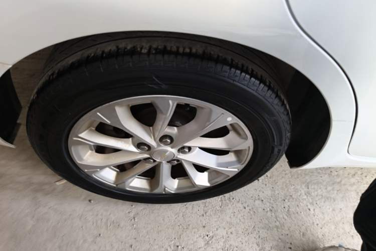 Used Chevrolet Monza 2023 1.5L Dual-Clutch Enjoyment Edition Right Rear Wheel Hub