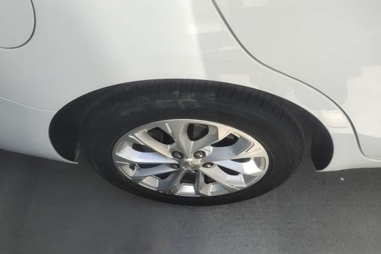 Used Chevrolet Monza 2023 1.5L Dual-Clutch Enjoyment Edition Right Rear Wheel Hub