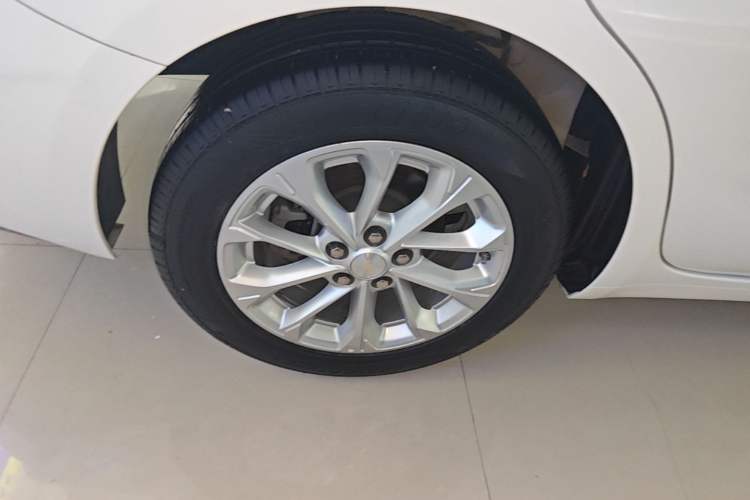 Used Chevrolet Monza 2023 1.5L Dual-Clutch Enjoyment Edition Right Rear Wheel Hub