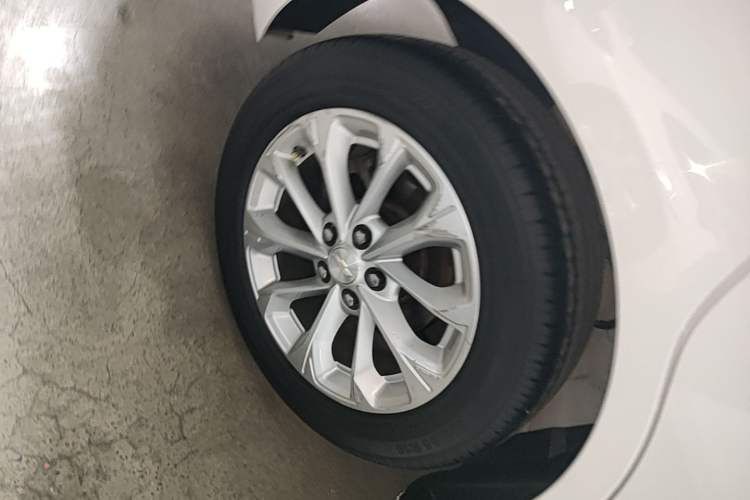 Used Chevrolet Monza 2023 1.5L Dual-Clutch Enjoyment Edition Right Rear Wheel Hub