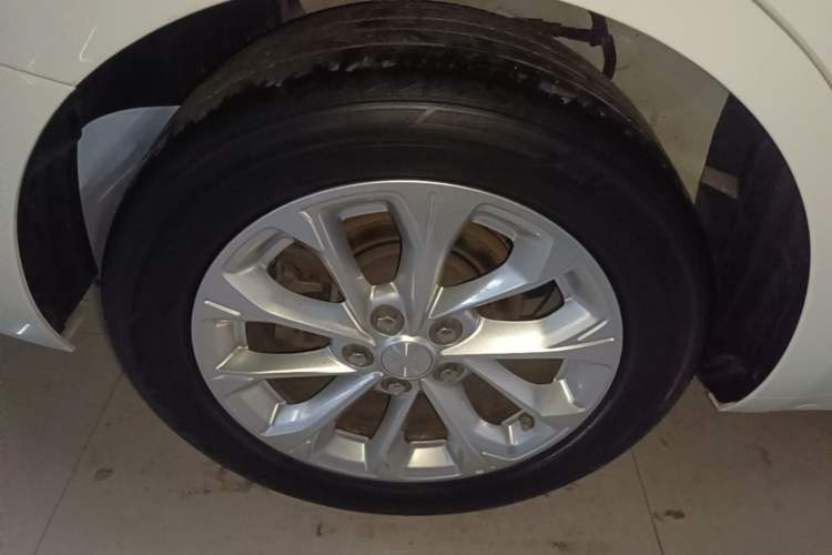 Used Chevrolet Monza 2023 1.5L Dual-Clutch Enjoyment Edition Right Rear Wheel Hub