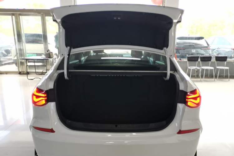 Used Chevrolet Monza 2023 1.5L Dual-Clutch Enjoyment Edition Trunk