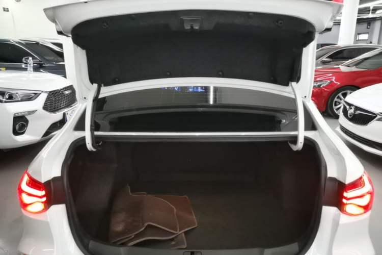 Used Chevrolet Monza 2023 1.5L Dual-Clutch Enjoyment Edition Trunk