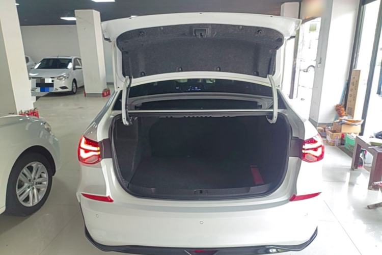 Used Chevrolet Monza 2023 1.5L Dual-Clutch Enjoyment Edition Trunk