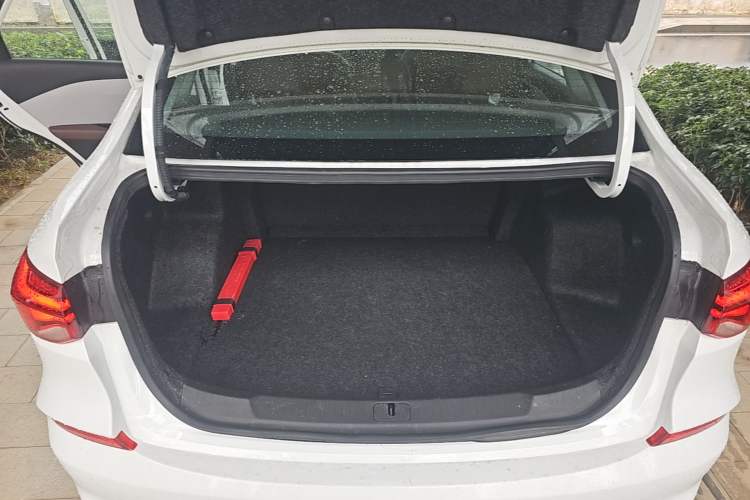 Used Chevrolet Monza 2023 1.5L Dual-Clutch Enjoyment Edition Trunk
