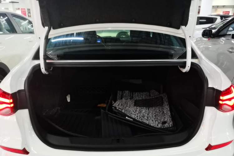 Used Chevrolet Monza 2023 1.5L Dual-Clutch Enjoyment Edition Trunk