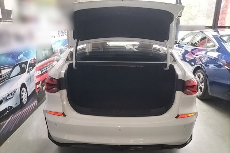 Used Chevrolet Monza 2023 1.5L Dual-Clutch Enjoyment Edition Trunk