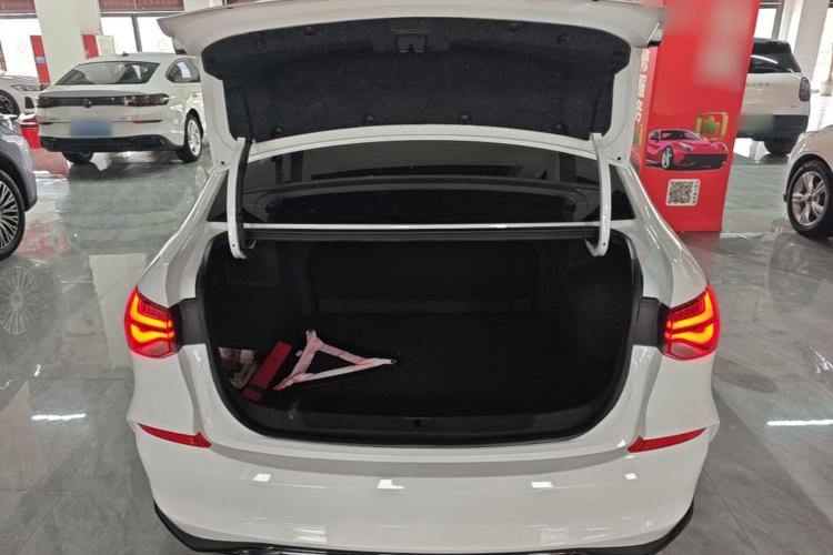 Used Chevrolet Monza 2023 1.5L Dual-Clutch Enjoyment Edition Trunk