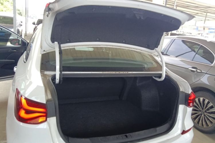 Used Chevrolet Monza 2023 1.5L Dual-Clutch Enjoyment Edition Trunk