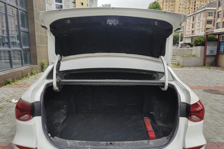 Used Chevrolet Monza 2023 1.5L Dual-Clutch Enjoyment Edition Trunk