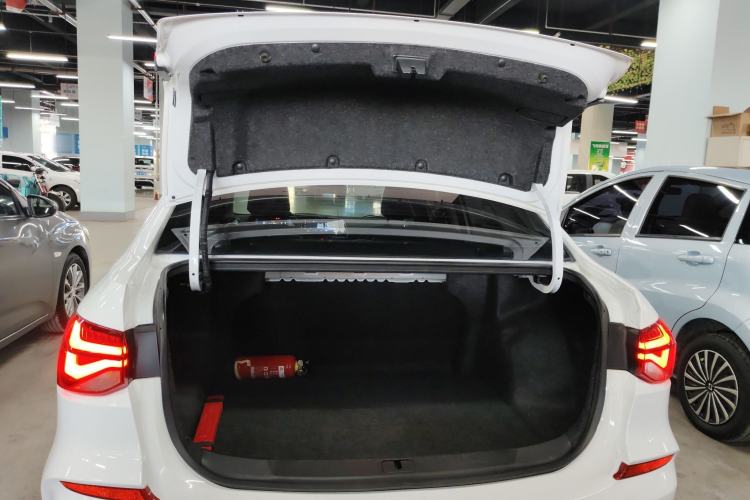 Used Chevrolet Monza 2023 1.5L Dual-Clutch Enjoyment Edition Trunk