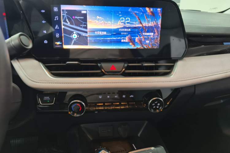 Used Chevrolet Monza 2024 1.5L Dual-Clutch Enjoyment Edition Audio And AC Panel