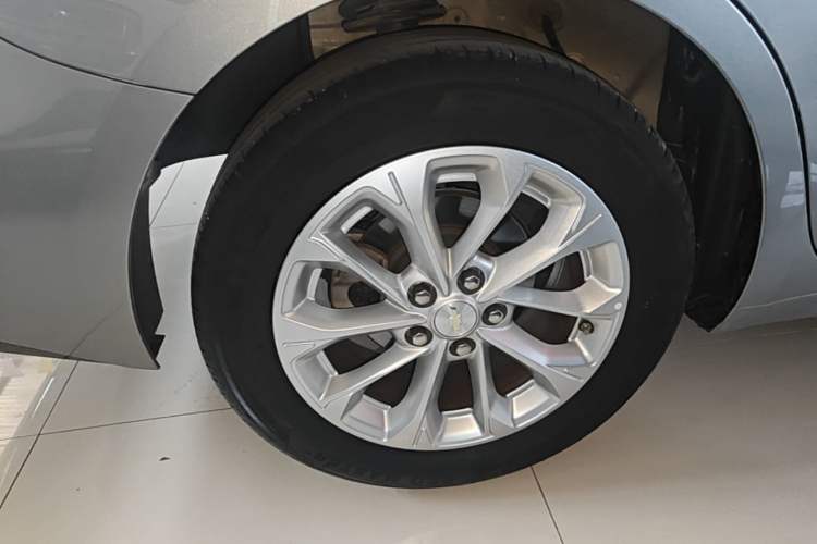 Used Chevrolet Monza 2024 1.5L Dual-Clutch Enjoyment Edition Exterior 5