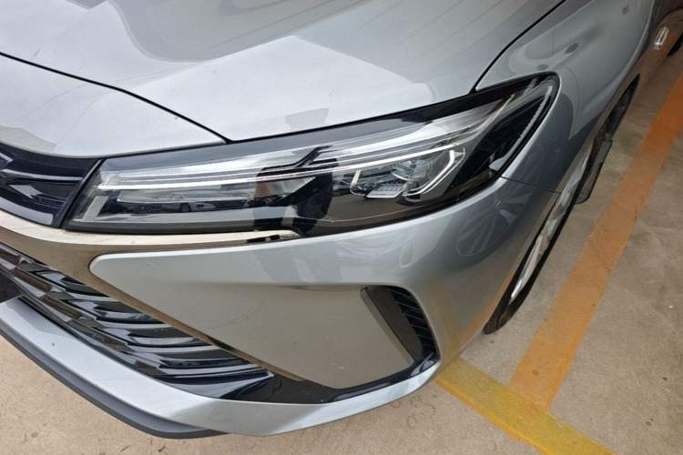Used Chevrolet Monza 2024 1.5L Dual-Clutch Enjoyment Edition Left Front Headlight