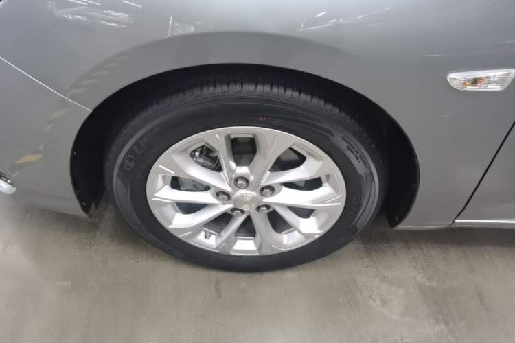 Used Chevrolet Monza 2024 1.5L Dual-Clutch Enjoyment Edition Left Front Wheel Hub
