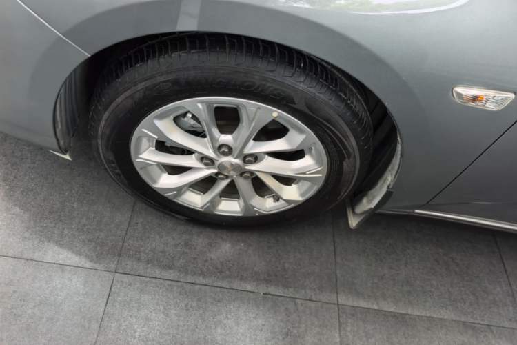 Used Chevrolet Monza 2024 1.5L Dual-Clutch Enjoyment Edition Left Front Wheel Hub