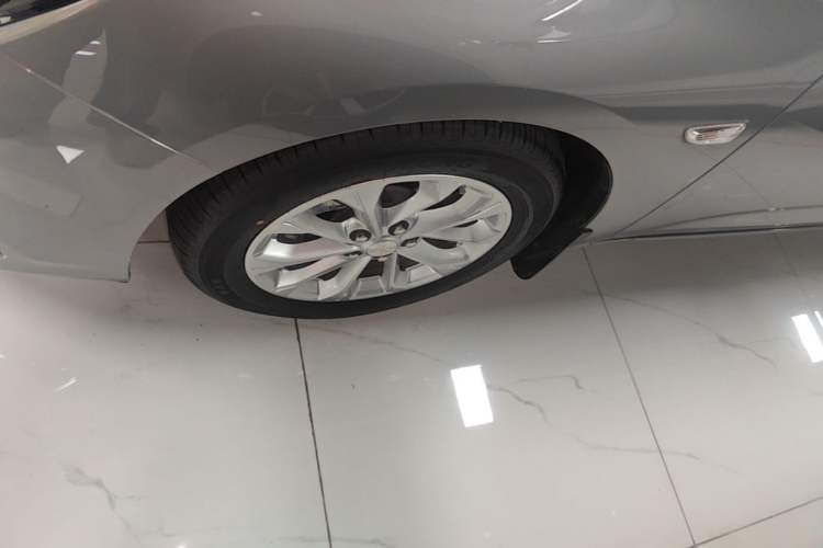 Used Chevrolet Monza 2024 1.5L Dual-Clutch Enjoyment Edition Left Front Wheel Hub