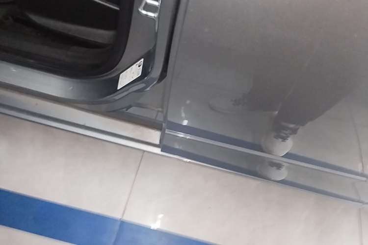 Used Chevrolet Monza 2024 1.5L Dual-Clutch Enjoyment Edition Left Side Sill