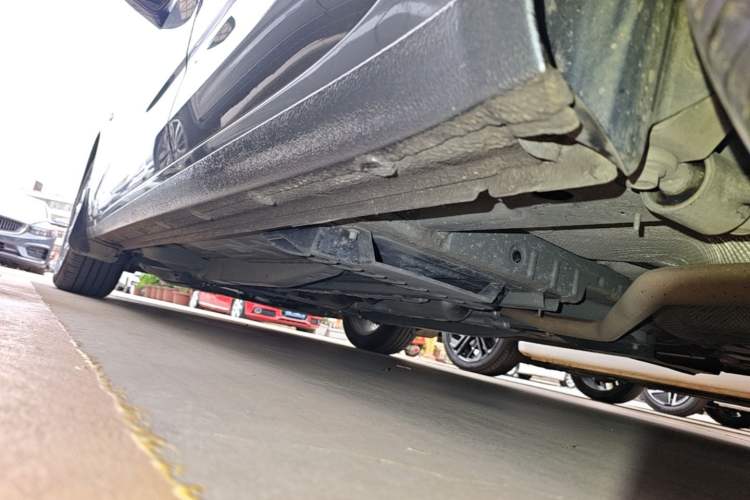 Used Chevrolet Monza 2024 1.5L Dual-Clutch Enjoyment Edition Left Side Sill