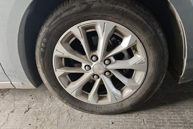 Used Chevrolet Monza 2024 1.5L Dual-Clutch Enjoyment Edition Right Front Wheel Hub