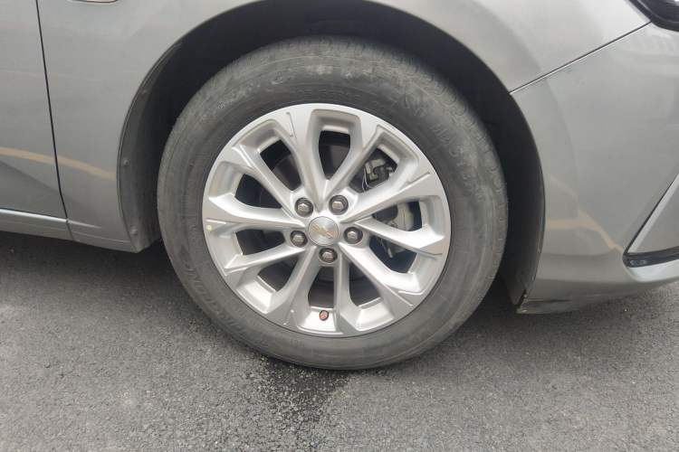 Used Chevrolet Monza 2024 1.5L Dual-Clutch Enjoyment Edition Right Front Wheel Hub