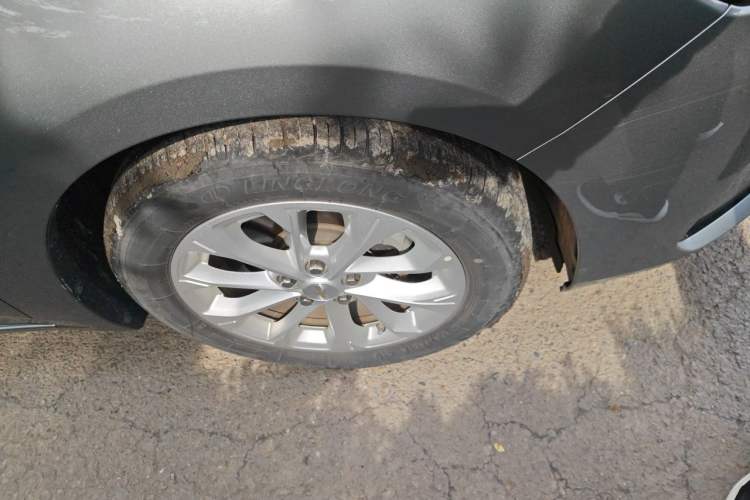 Used Chevrolet Monza 2024 1.5L Dual-Clutch Enjoyment Edition Right Front Wheel Hub