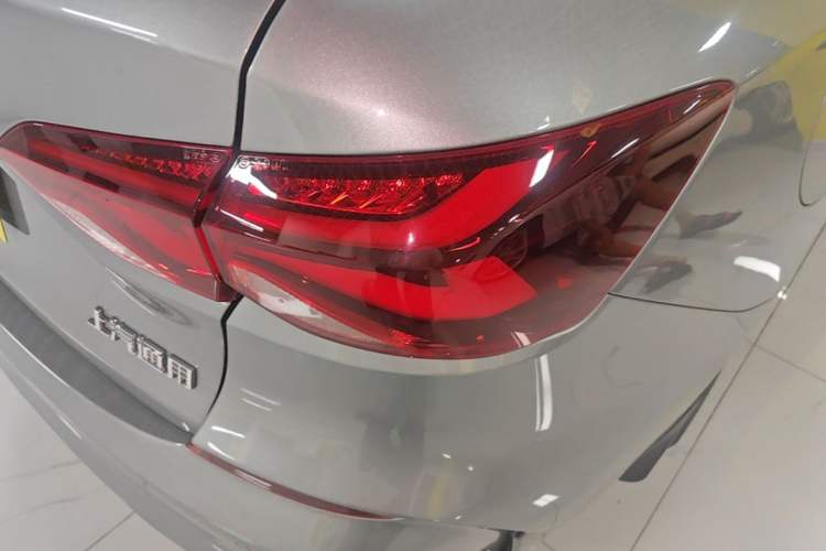 Used Chevrolet Monza 2024 1.5L Dual-Clutch Enjoyment Edition Right Rear Taillight