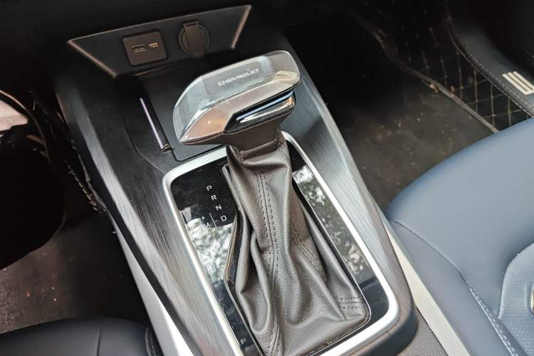 Used Chevrolet Monza 2024 1.5L Dual-Clutch Enjoyment Edition Gear Lever