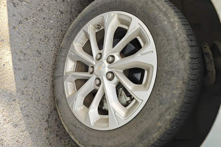 Used Chevrolet Monza 2024 1.5L Dual-Clutch Enjoyment Edition Right Front Wheel Hub