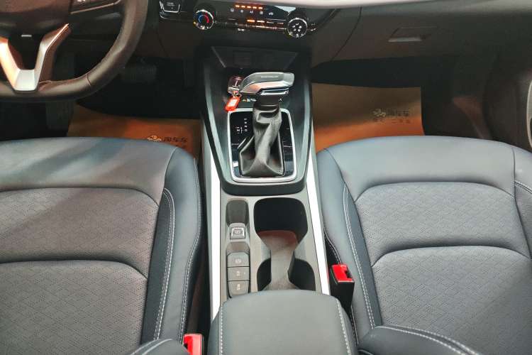 Used Chevrolet Monza 2024 1.5L Dual-Clutch Enjoyment Edition Gear Lever