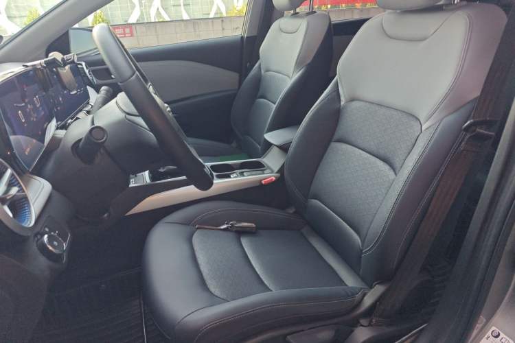 Used Chevrolet Monza 2024 1.5L Dual-Clutch Enjoyment Edition Left Front Seat