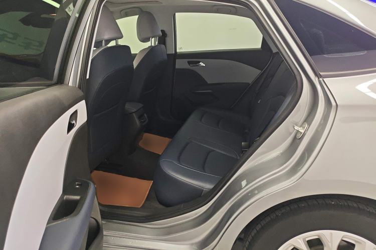 Used Chevrolet Monza 2024 1.5L Dual-Clutch Enjoyment Edition Left Rear Seat