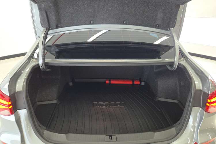 Used Chevrolet Monza 2024 1.5L Dual-Clutch Enjoyment Edition Trunk