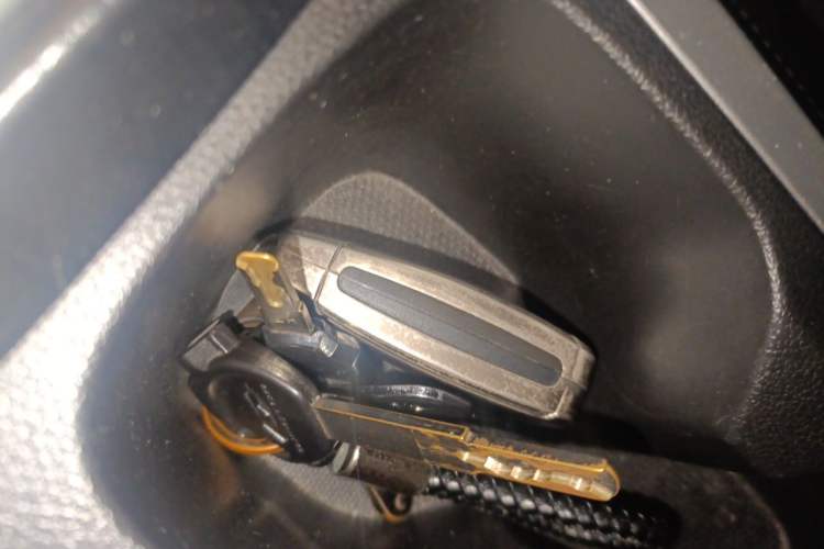 Used Chevrolet Monza 2024 1.5L Dual-Clutch Enjoyment Edition Vehicle Key