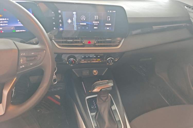 Used Chevrolet Monza 2024 1.5L Dual-Clutch Enjoyment Edition Audio And AC Panel