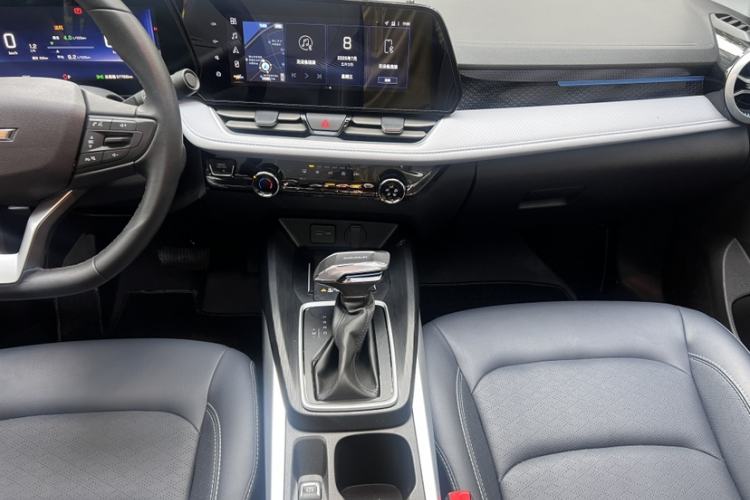 Used Chevrolet Monza 2024 1.5L Dual-Clutch Enjoyment Edition Audio And AC Panel