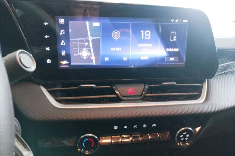 Used Chevrolet Monza 2024 1.5L Dual-Clutch Enjoyment Edition Audio And AC Panel