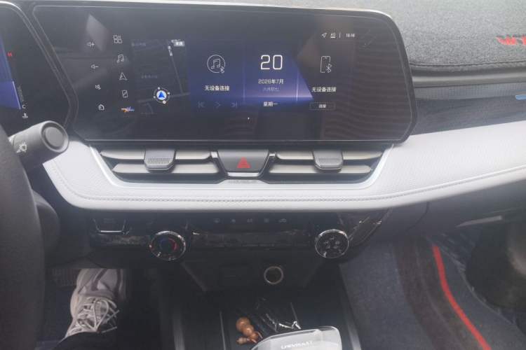 Used Chevrolet Monza 2024 1.5L Dual-Clutch Enjoyment Edition Audio And AC Panel