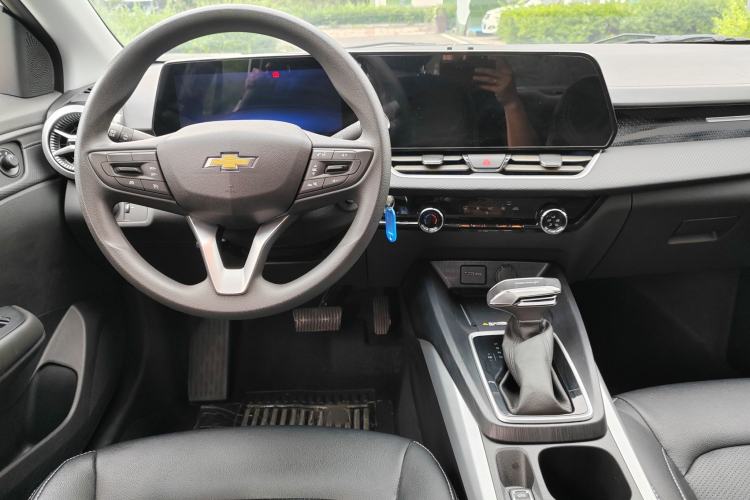 Used Chevrolet Monza 2024 1.5L Dual-Clutch Enjoyment Edition Audio And AC Panel