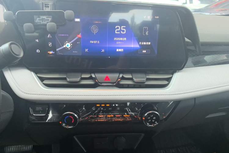 Used Chevrolet Monza 2024 1.5L Dual-Clutch Enjoyment Edition Audio And AC Panel