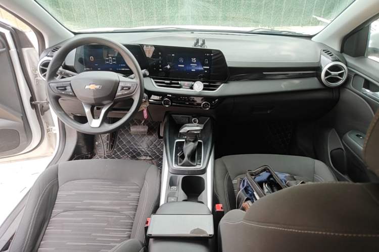 Used Chevrolet Monza 2024 1.5L Dual-Clutch Enjoyment Edition Center Console