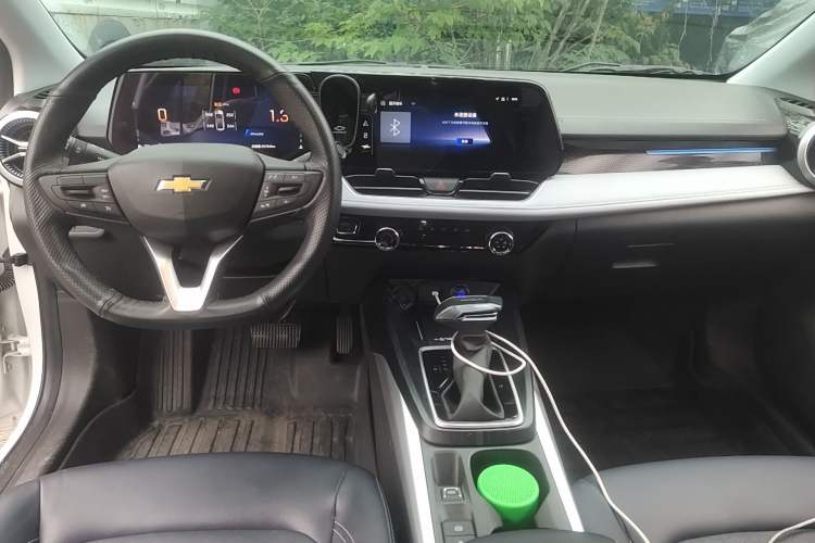 Used Chevrolet Monza 2024 1.5L Dual-Clutch Enjoyment Edition Center Console