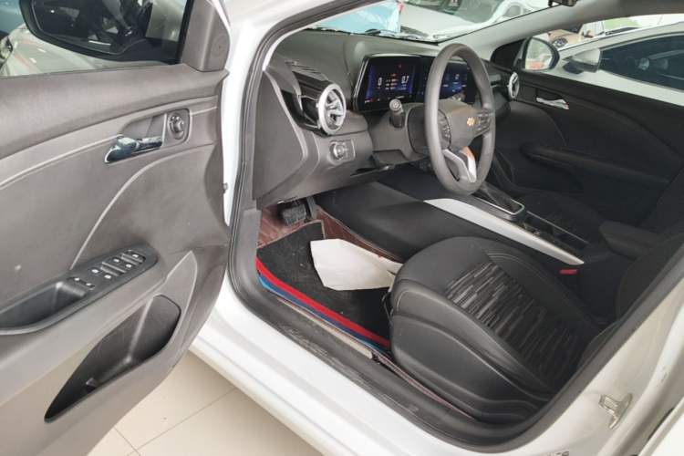 Used Chevrolet Monza 2024 1.5L Dual-Clutch Enjoyment Edition Driver Seat