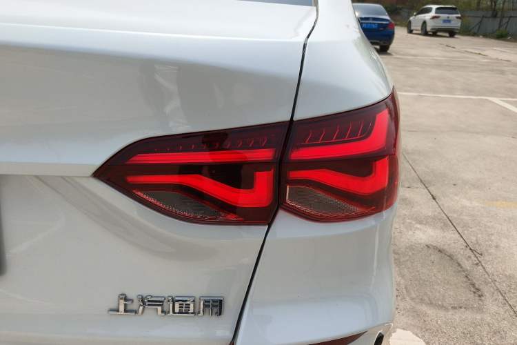 Used Chevrolet Monza 2024 1.5L Dual-Clutch Enjoyment Edition Exterior 3