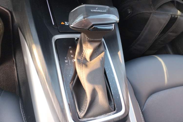 Used Chevrolet Monza 2024 1.5L Dual-Clutch Enjoyment Edition Gear Lever