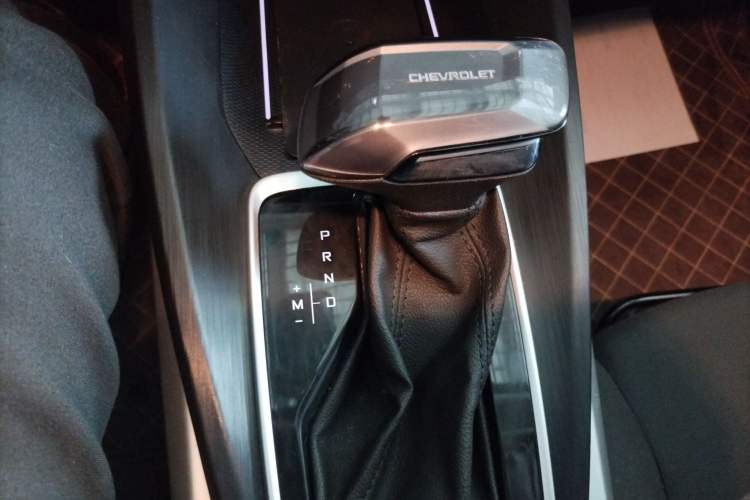 Used Chevrolet Monza 2024 1.5L Dual-Clutch Enjoyment Edition Gear Lever